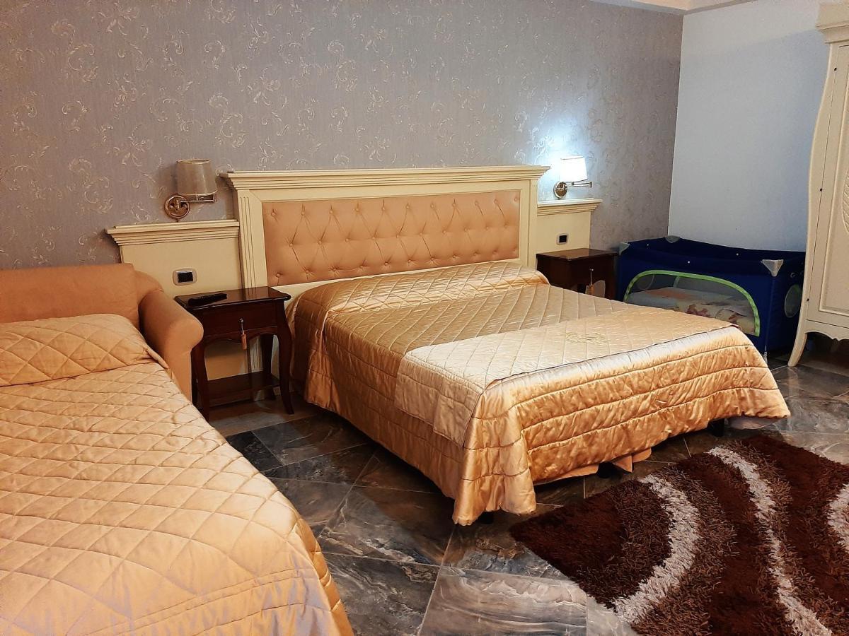 Regina Di Saba - Hotel Villa Per Ricevimenti Grottaminarda Luaran gambar